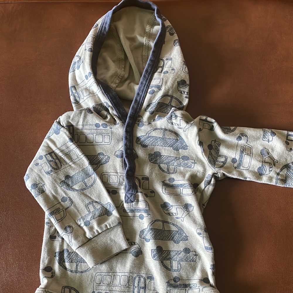 Carter’s Hooded Onesie, Size 12 Months